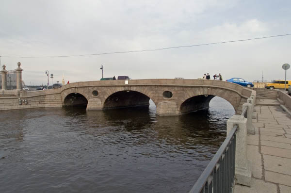 Sankt Petersburg_Pratschetschnyj Most_2006_b